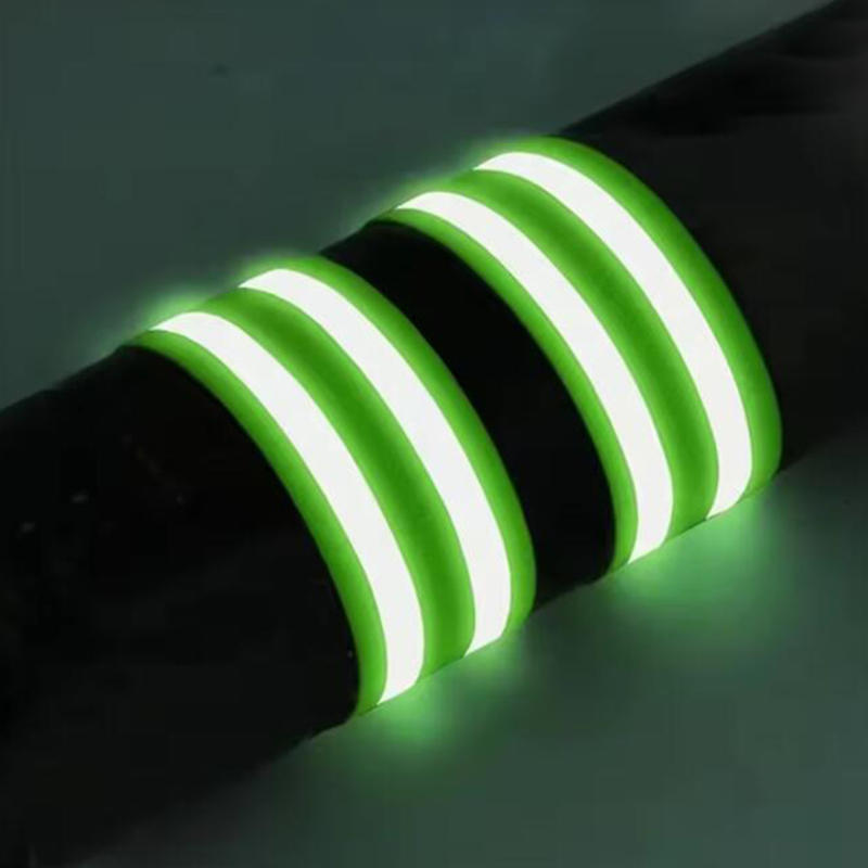 高視認性反射安全バンド調節可能な手首足首脚ストラップ夜間ラン - Running Visibility Gear のレビューと価格